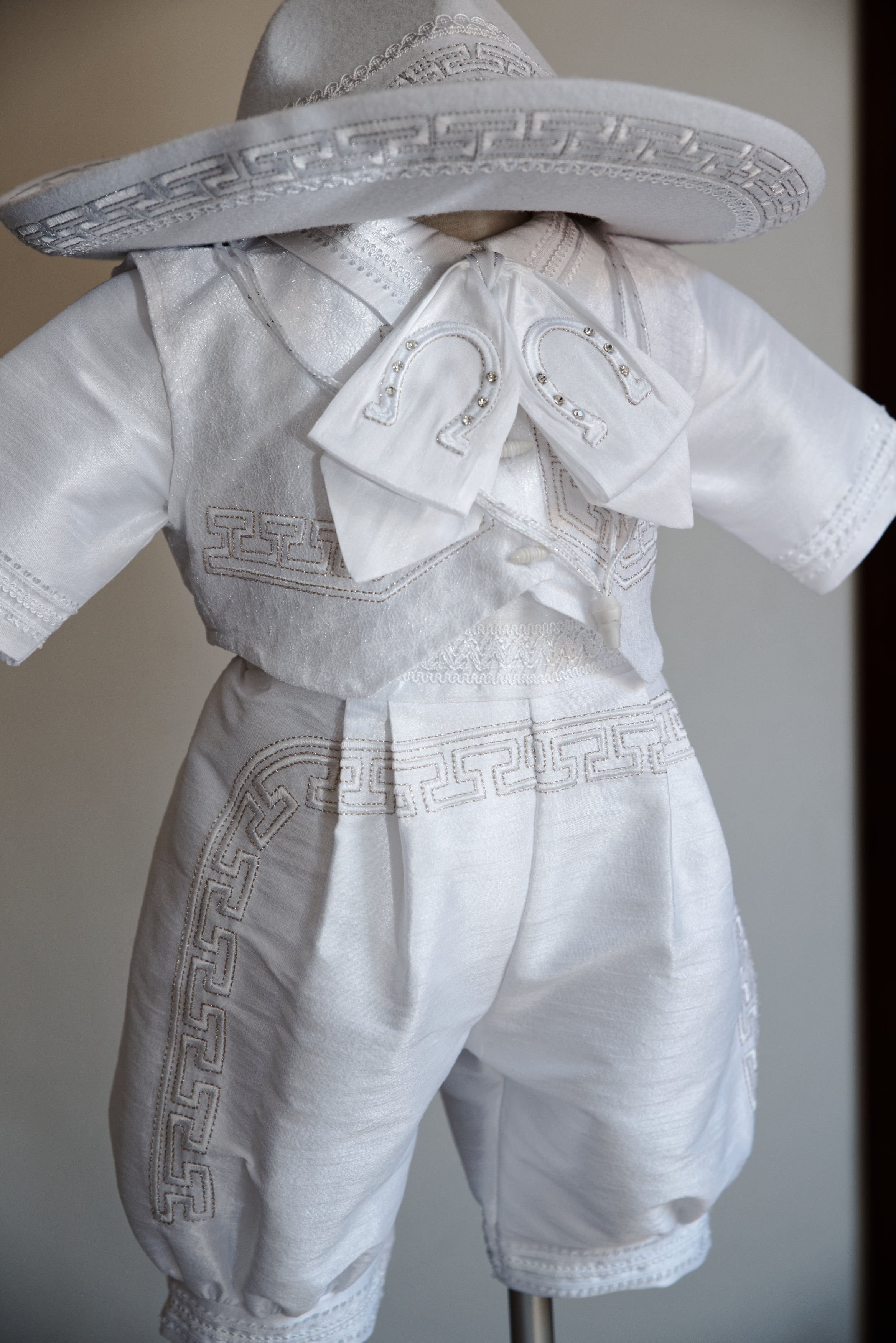 Charro Outfit (Ropon Charro) B035