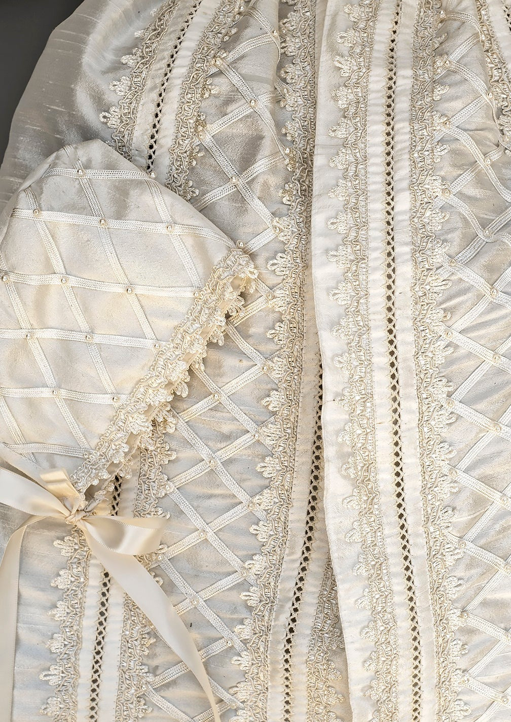 Handmade Christening outfit by Burbvus B001