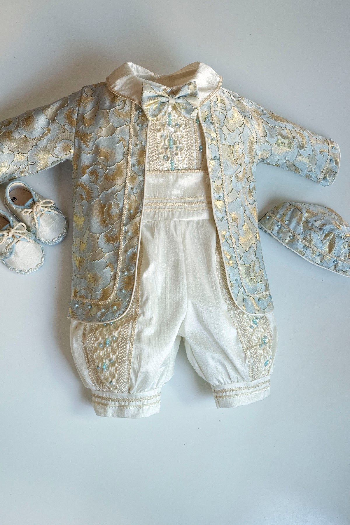 Christening Outfit B047