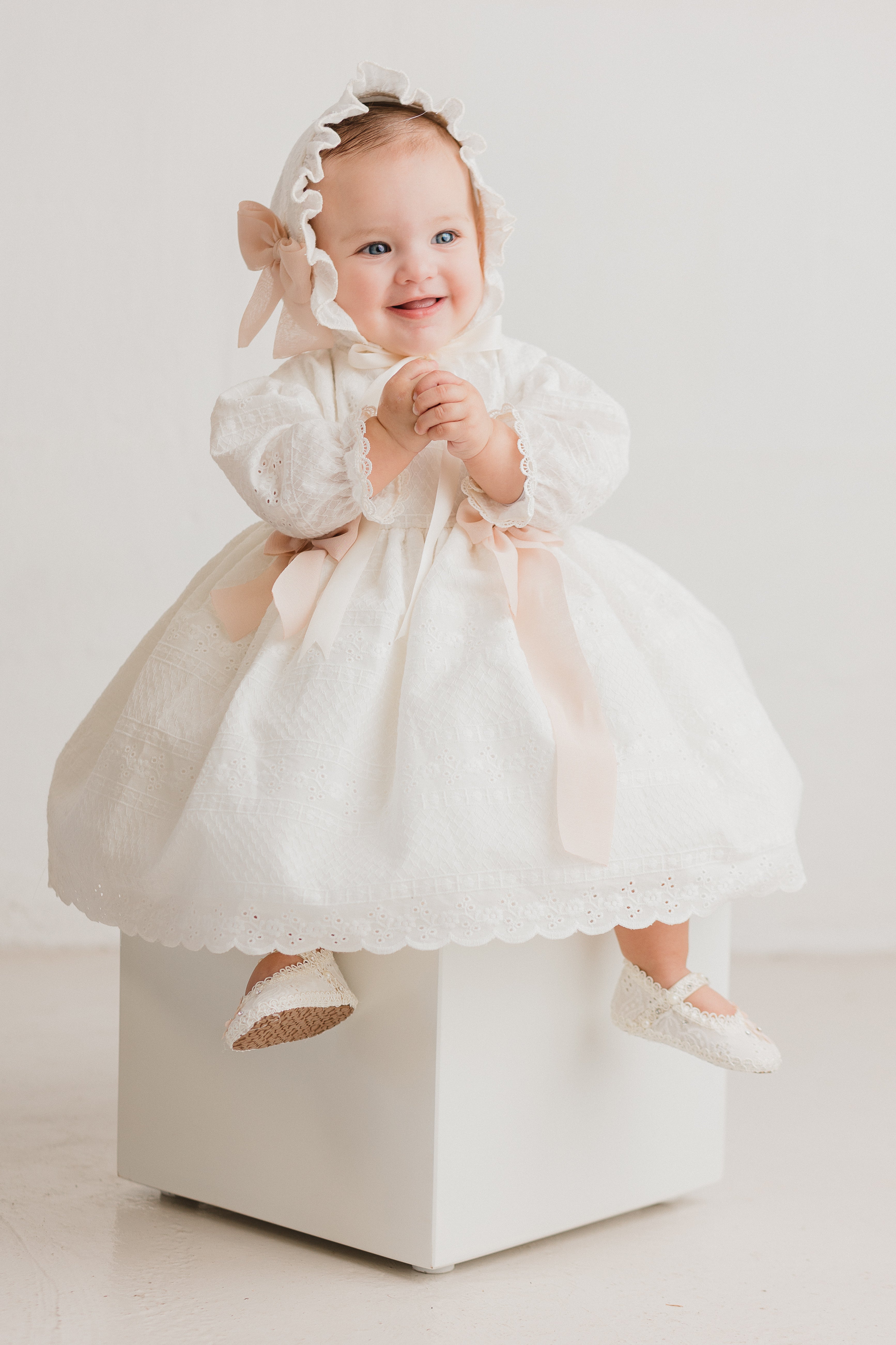 Flowers dress, Includes a matching bonnet for an angelic look