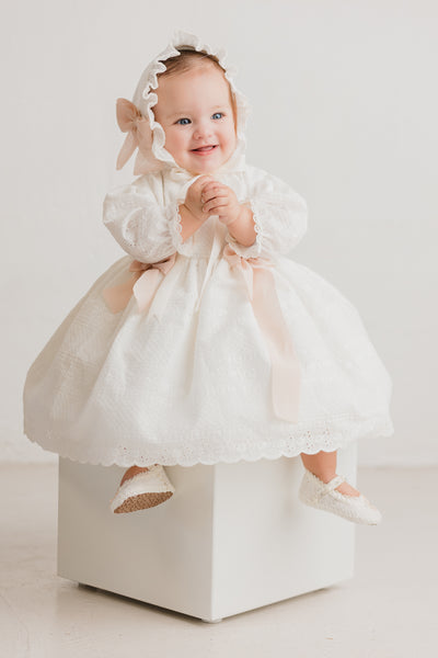 Flowers dress, Includes a matching bonnet for an angelic look