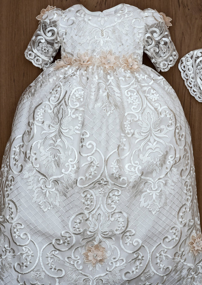 handcrafted, features a beautiful lace all along the dress. Elegant and unique style. Burbvus G025