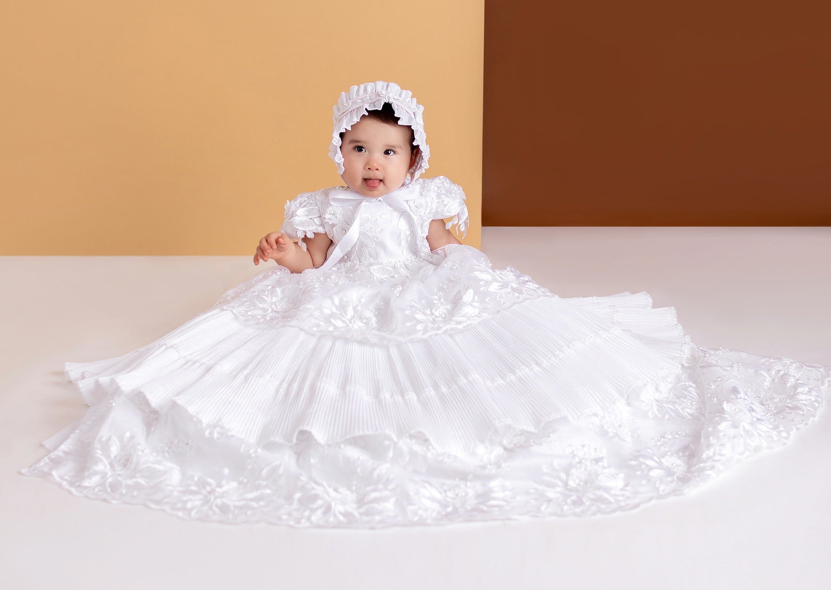 Heirloom Christening gown Burbvus G027