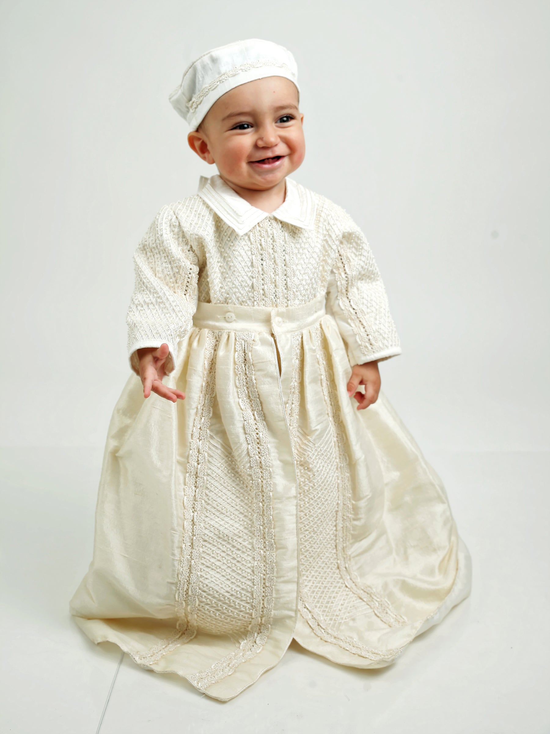 Boys Christening Outfits & Gowns – burbvuschristening