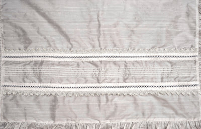 Close up details in our Baptism Burbvus blanket B009 