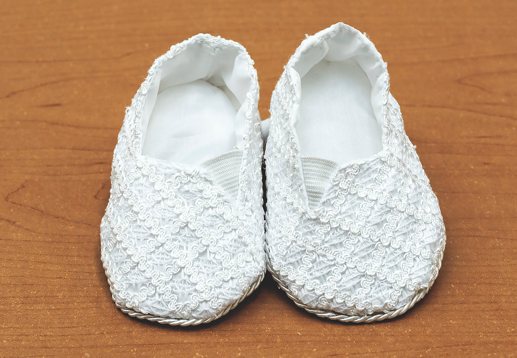 White Chritening baby shoes B005