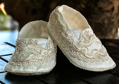 Matching shoes for the Gown B008